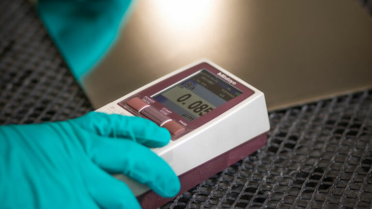 Subcontracting electropolishing plate